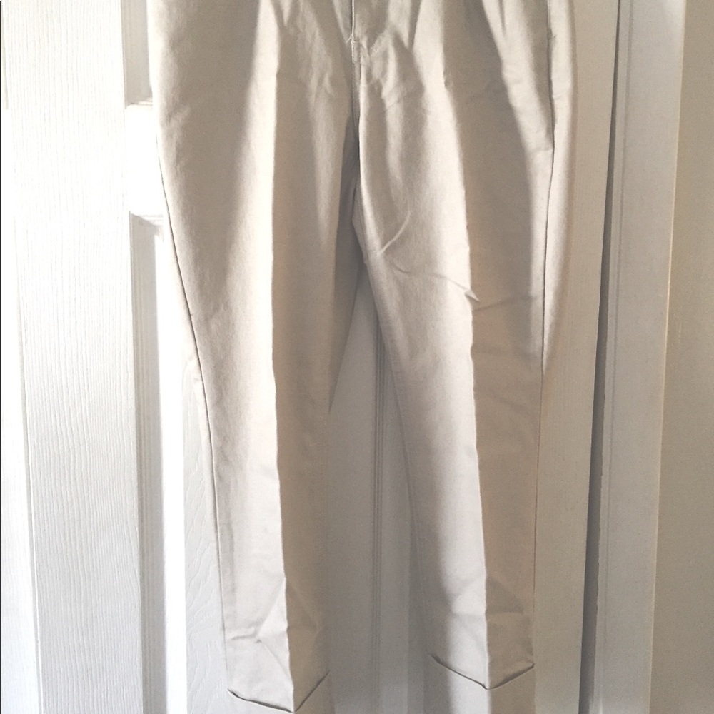 Calvin Klein cropped jeans.